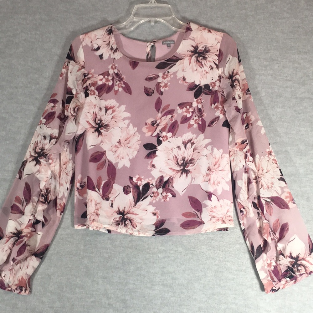 CHARLOTTE RUSSE Floral Print Semi-Sheer Lined Ruffle Sleeve Keyhole Tie Back